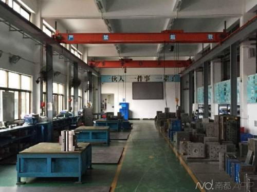 ע�ܻ�������߿���-�����(�й�)�������컬���б������ģ�ڲ��о